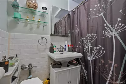 5 Sadore Ln #5R, Yonkers, NY 10710 - Photo 15