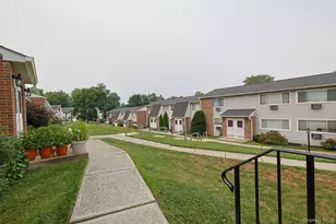 2740 South Rd, Poughkeepsie, NY 12601 - Photo 15