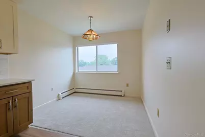 2740 South Road #G14, Poughkeepsie, NY 12601 - Photo 5