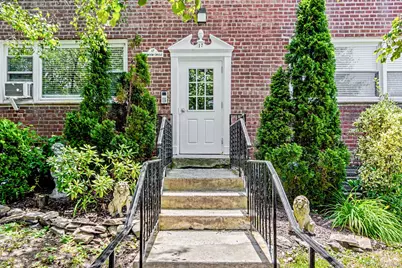 17 Leewood Circle #6R, Eastchester, NY 10709 - Photo 1