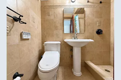 61-20 Grand Central Parkway #B303, Forest Hills, NY 11375 - Photo 7