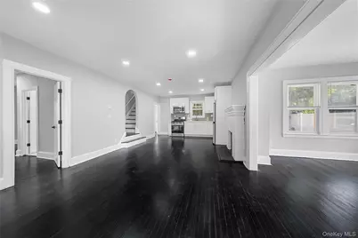 116 Meadowbrook Road, Hempstead, NY 11550 - Photo 7