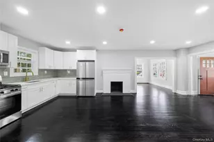 116 Meadowbrook Rd, Hempstead, NY 11550 - Photo 9