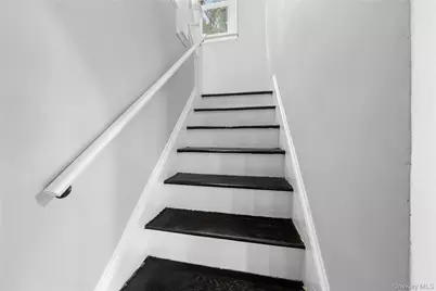 116 Meadowbrook Road, Hempstead, NY 11550 - Photo 17