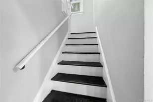 116 Meadowbrook Rd, Hempstead, NY 11550 - Photo 17