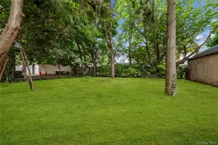 116 Meadowbrook Rd, Hempstead, NY 11550 - Photo 29