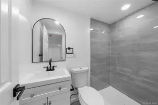 116 Meadowbrook Rd, Hempstead, NY 11550 - Photo 27