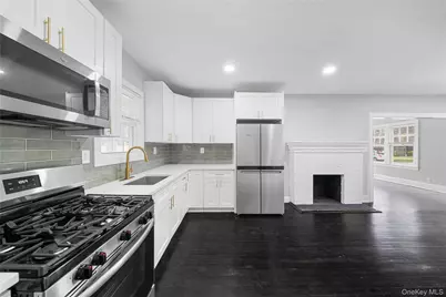 116 Meadowbrook Road, Hempstead, NY 11550 - Photo 11