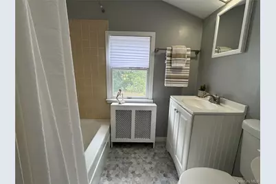 41 Mohawk Drive, North Babylon, NY 11703 - Photo 17