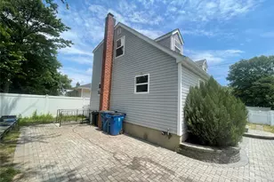 85 Schleigel Blvd, Farmingdale, NY 11735 - Photo 25