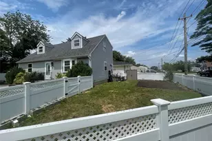 85 Schleigel Blvd, Farmingdale, NY 11735 - Photo 27