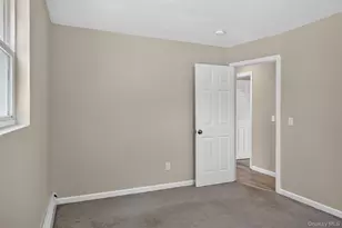 85 Schleigel Blvd, Farmingdale, NY 11735 - Photo 13