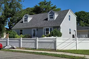 85 Schleigel Blvd, Farmingdale, NY 11735 - Photo 3
