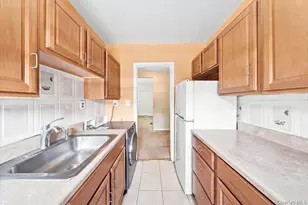 266 Cherry Valley Ave, Garden City, NY 11530 - Photo 11