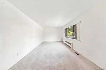 266 Cherry Valley Avenue #B1, Garden City, NY 11530 - Photo 5