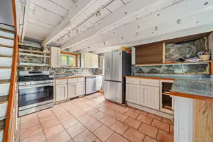 241 Meadow Ave, Chester, NY 10918 - Photo 13