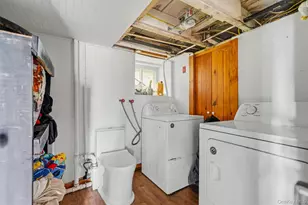 241 Meadow Ave, Chester, NY 10918 - Photo 25