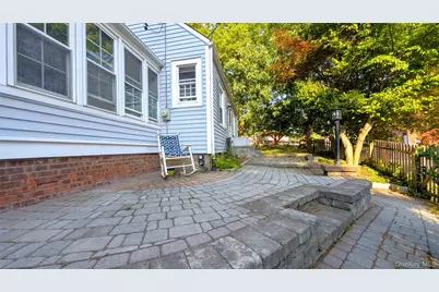 222 Gidney Avenue, Newburgh, NY 12550 - Photo 31