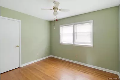 626 Mead Terrace, West Hempstead, NY 11550 - Photo 15