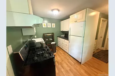 29 White Street, Highland, NY 12528 - Photo 23