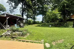 29 White St, Highland, NY 12528 - Photo 27