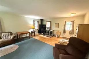 29 White St, Highland, NY 12528 - Photo 19