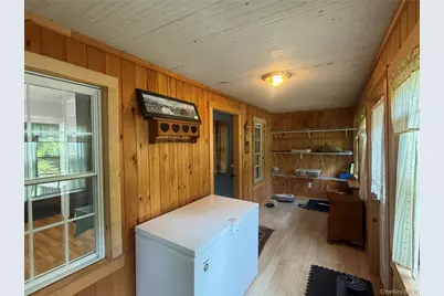 29 White Street, Highland, NY 12528 - Photo 5