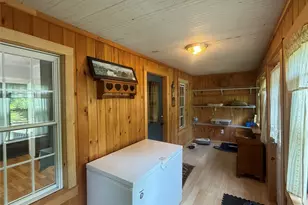 29 White St, Highland, NY 12528 - Photo 5