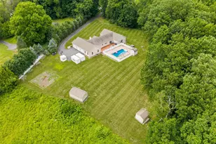 84 Pin Oak Dr, New Windsor, NY 12553 - Photo 3
