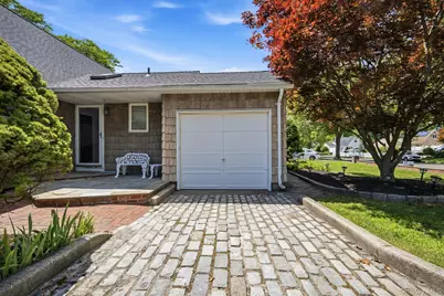 10 Arcadia Drive, Dix Hills, NY 11746 - Photo 43