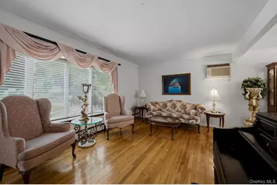 10 Arcadia Drive, Dix Hills, NY 11746 - Photo 3