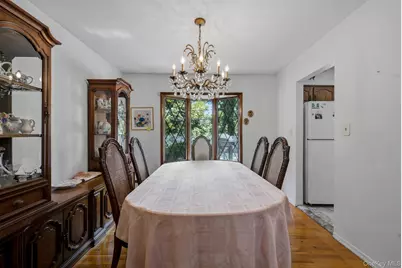 10 Arcadia Drive, Dix Hills, NY 11746 - Photo 7