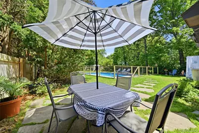 425 Maple Lane, Southold, NY 11971 - Photo 33