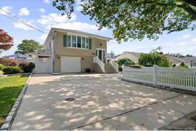 330 Granada Parkway, Lindenhurst, NY 11757 - Photo 1