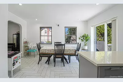 143 S Montgomery St, Valley Stream, NY 11580 - Photo 11