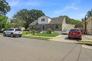 143 S Montgomery St, Valley Stream, NY 11580 - Photo 3