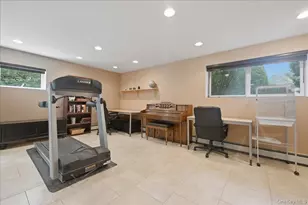 1279 Paul St, Seaford, NY 11783 - Photo 17