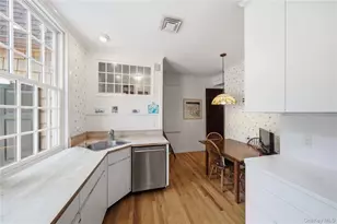 2-55 Manor Rd, Douglaston, NY 11363 - Photo 11