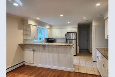 11 Smith Lane, Saint James, NY 11780 - Photo 5