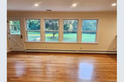 11 Smith Lane, Saint James, NY 11780 - Photo 11