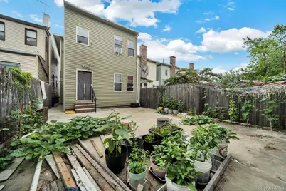 2240 Quimby Avenue, Bronx, NY 10473 - Photo 25