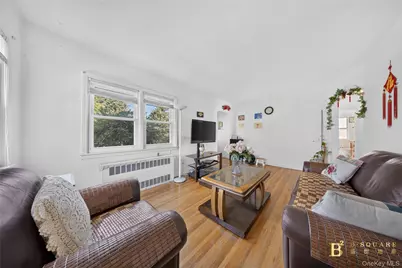 5 Surrey Lane, New Hyde Park, NY 11040 - Photo 5