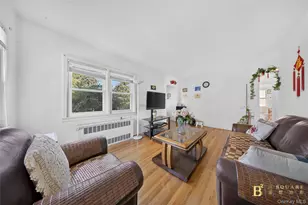 5 Surrey Ln, New Hyde Park, NY 11040 - Photo 5