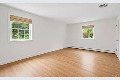 83 Shore Road, Mount Sinai, NY 11766 - Photo 17