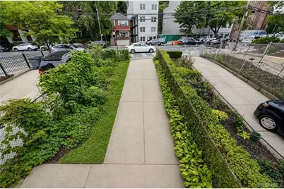 138 Van Cortlandt Park S, Bronx, NY 10463 - Photo 7