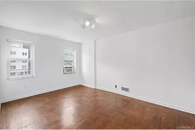 138 Van Cortlandt Park S, Bronx, NY 10463 - Photo 21
