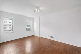 138 Van Cortlandt Park S, Bronx, NY 10463 - Photo 21