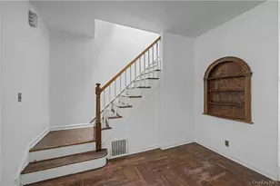 138 Van Cortlandt Park S, Bronx, NY 10463 - Photo 11