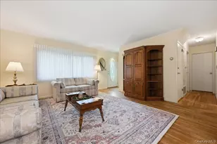 144 Hughes Pl, Albertson, NY 11507 - Photo 3