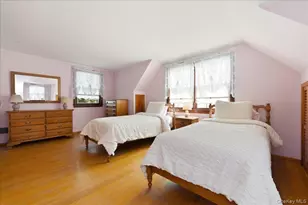 144 Hughes Pl, Albertson, NY 11507 - Photo 19